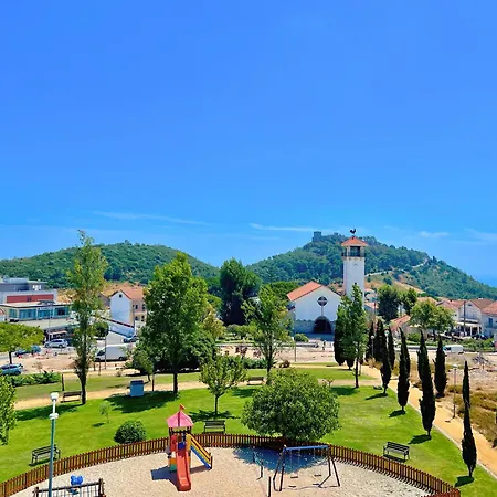 Castle - The Beautiful View Of The Castle Of Sesimbra! Lägenhet *